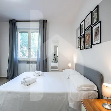 Apartman Homiday - New House - Aeroporto - Free Parking