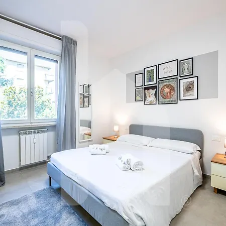 Homiday - New House - Aeroporto - Free Parking Apartment *