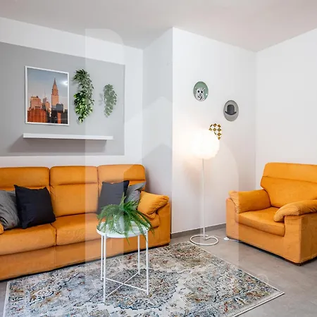 Homiday - New House - Aeroporto - Free Parking Apartment Pisa